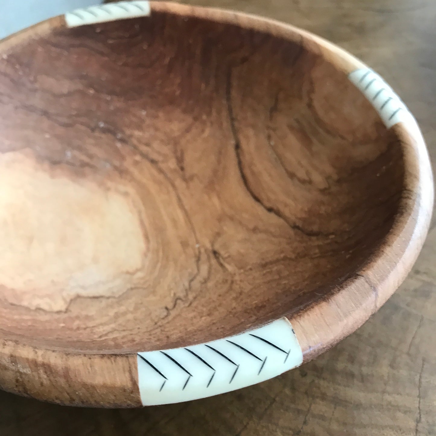 Bowls with bone detail
