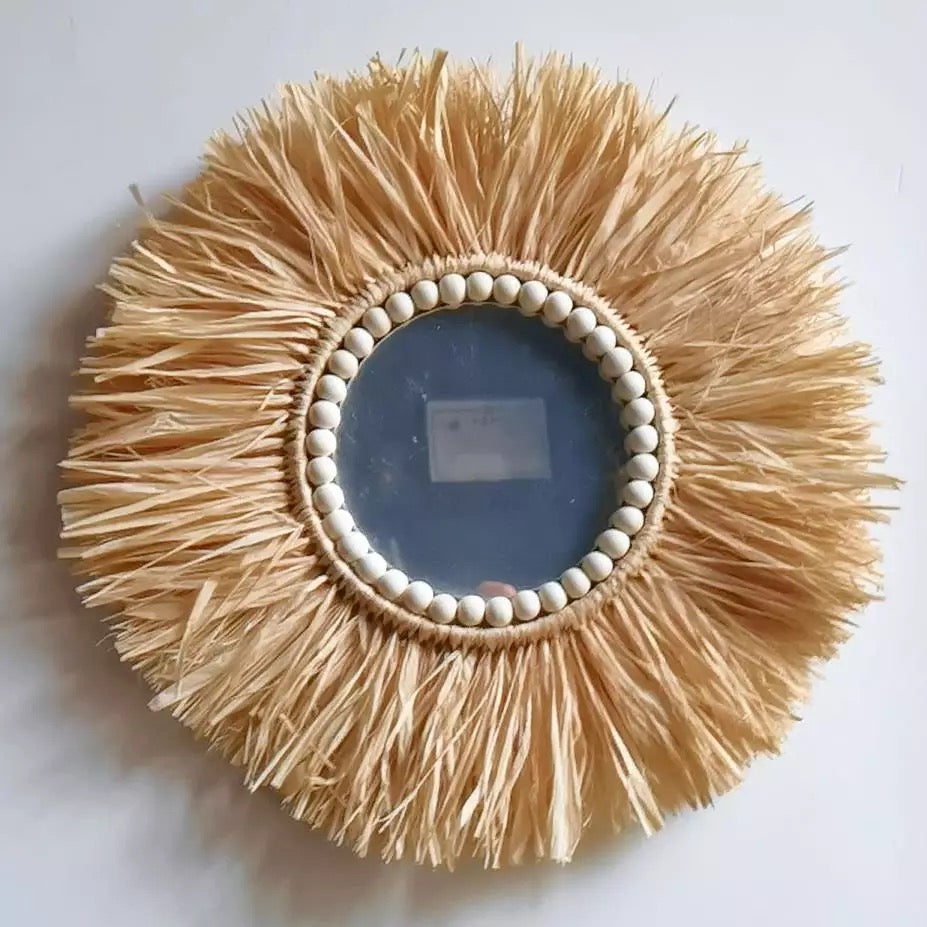 Raffia wall mirror decor