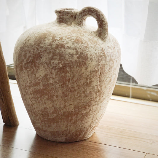 Lola Terracota Jar